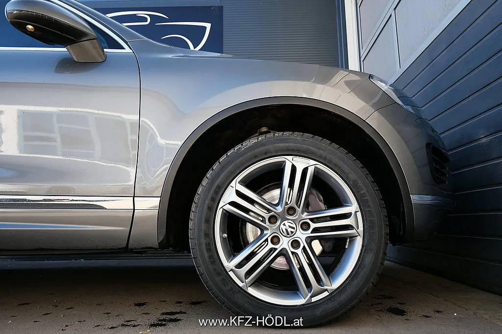 Volkswagen Touareg Sport Austria V6 TDI BMT 4Motion Aut.*R-l Image 7