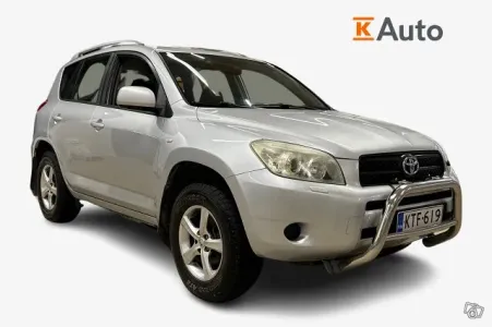 Toyota RAV4 2,0 VVT-i 4WD Business * Vetokoukku, Ilmastointi, Neliveto *